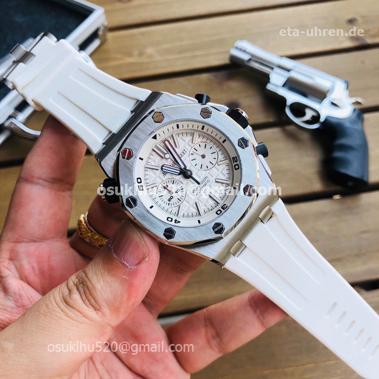 Audemars Piguet Royal Oak 42mm Quartz Uhren weißes Kautschukband