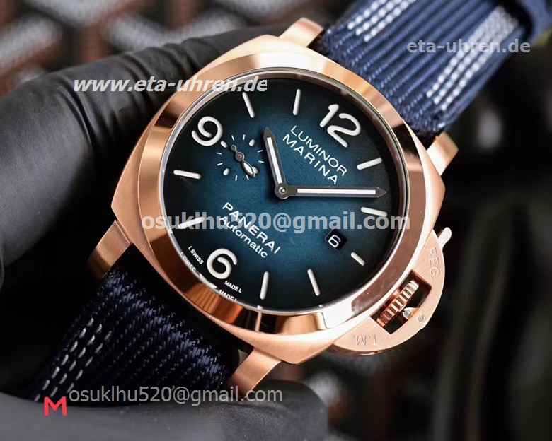 Panerai Luminor Marina 44 Guillaume Néry Edition blaues Zifferblatt