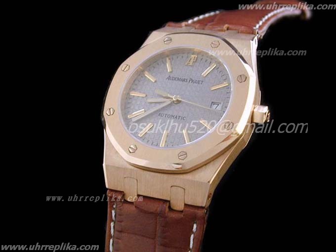 replica Audemars piguet Royal Oak Jumbo 39mm White