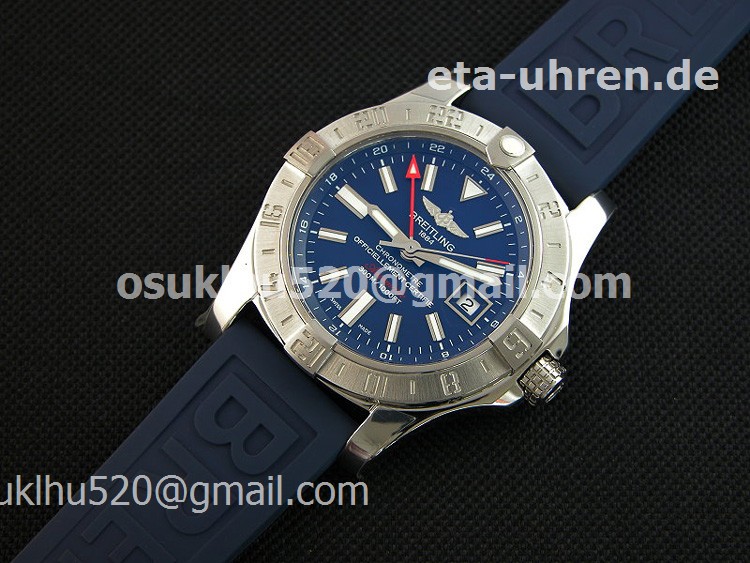 Breitling Avenger II GMT Stahlgehäuse blaues Zifferblatt