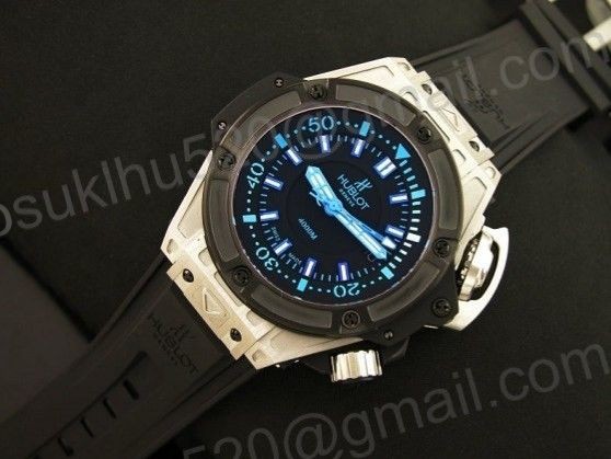 Hublot King Power Oceanographic 4000 Titanium/Keramik/Gummi bleu