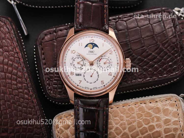 IWC Portugieser Perpetual Calendar Rosegold weißes Zifferblatt 41mm IWC Portugieser Perpetual Calendar Rosegold weißes Zifferblatt 41mm