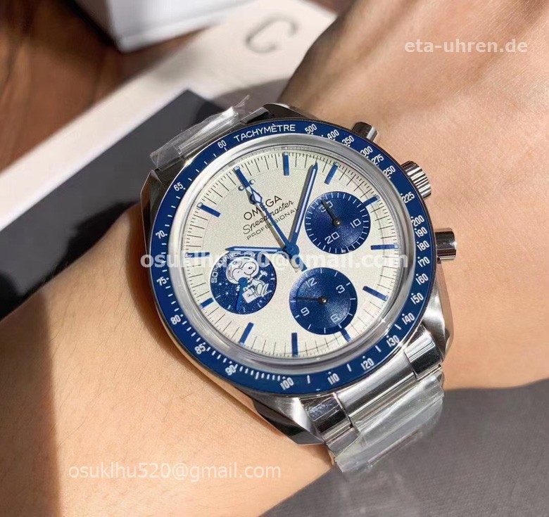 Omega Speedmaster “Silver Snoopy Award” 50th Anniversary Blaues